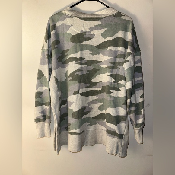 Women’s Camouflage Aerie Crewneck Sweater - Picture 11 of 12